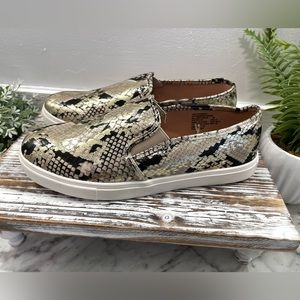Sz9 Women’s Gold & Black Snakeskin Slip On Shoes by Time and Tru